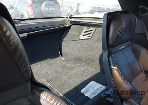 1990 Chevrolet Corvette z USA, uszkodzony, nr VIN 1G1YY2388L5111727